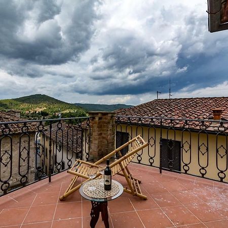 Art Rebus Tower In Tuscany Radda in Chianti Exterior foto